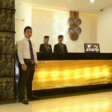 Eurotel Vivaldi Araneta Quezon City Ngoại thất bức ảnh