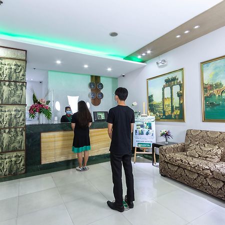 Eurotel Vivaldi Araneta Quezon City Ngoại thất bức ảnh
