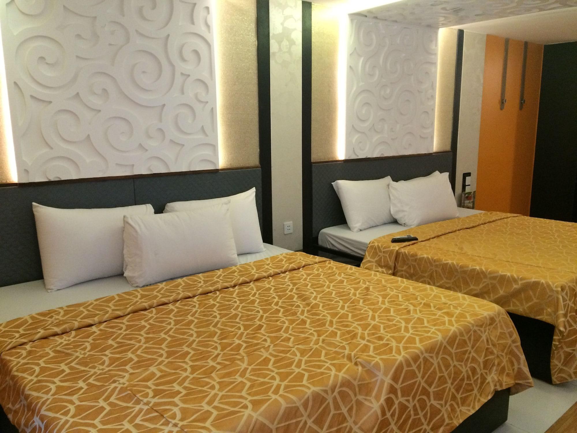 Eurotel Vivaldi Araneta Quezon City Ngoại thất bức ảnh