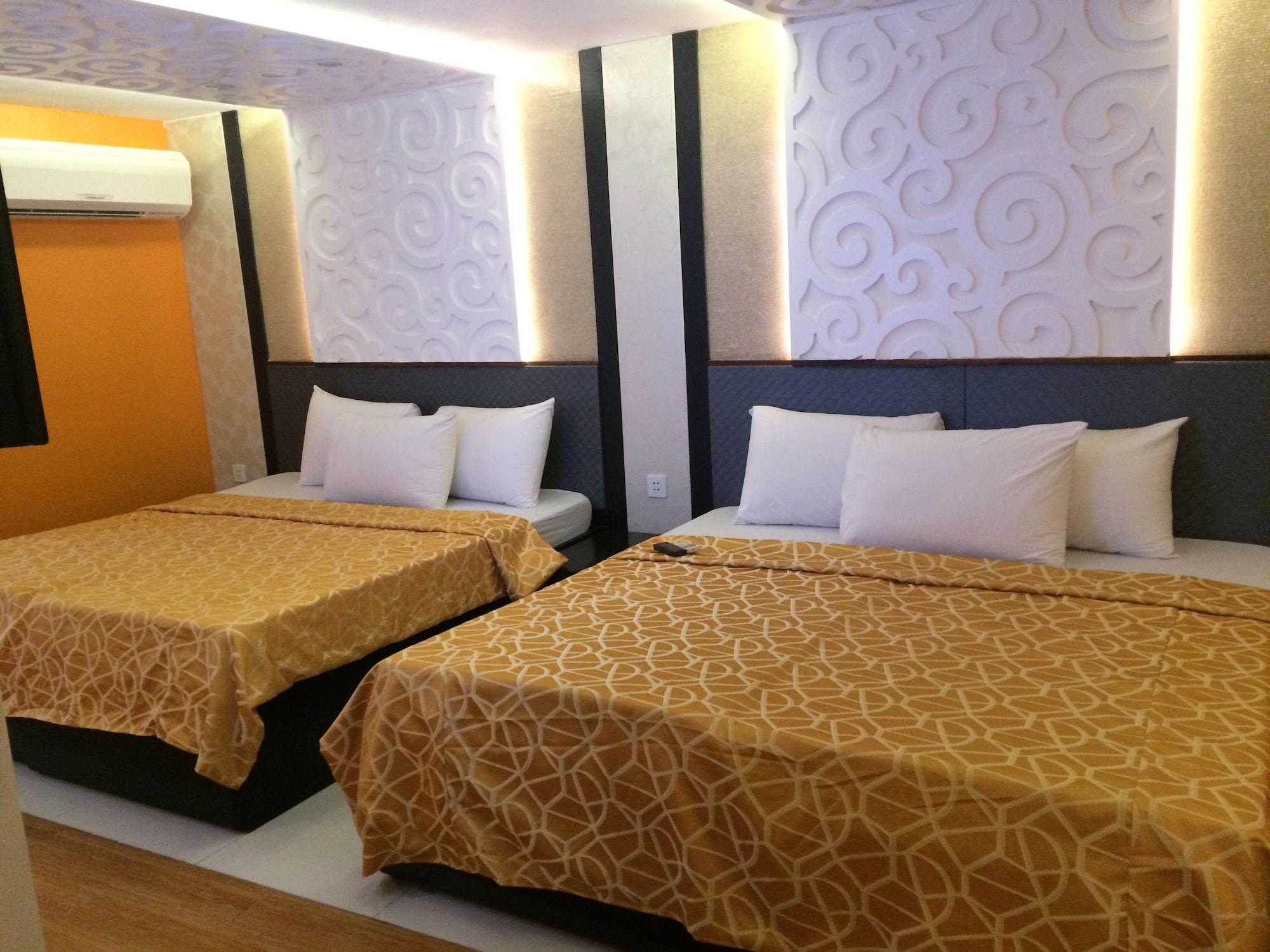Eurotel Vivaldi Araneta Quezon City Ngoại thất bức ảnh