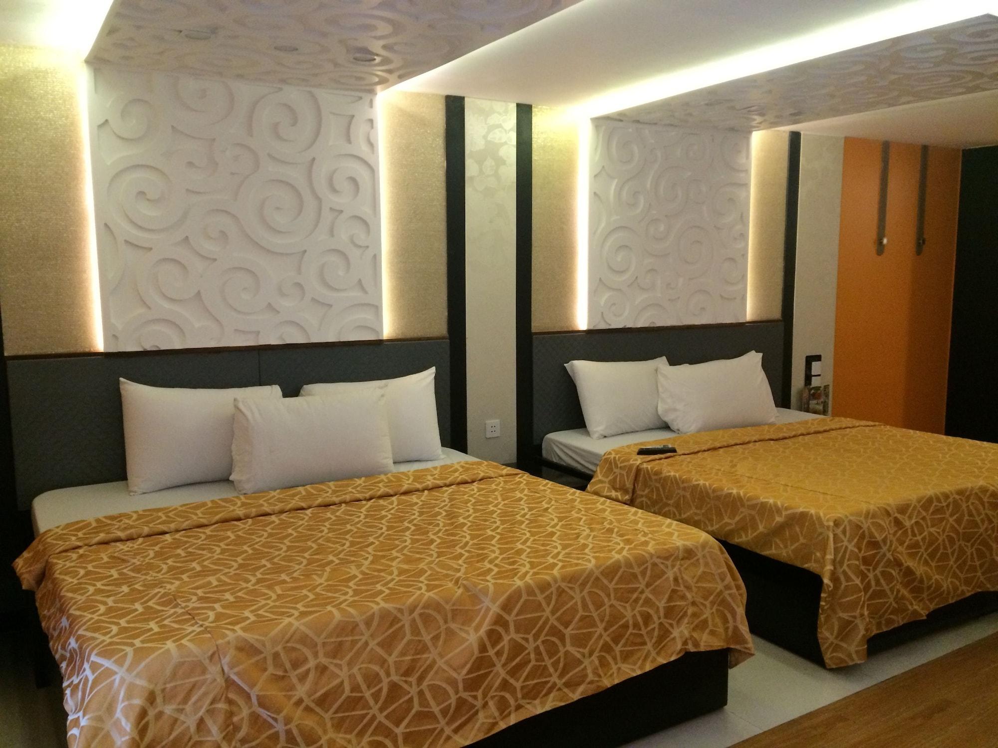 Eurotel Vivaldi Araneta Quezon City Ngoại thất bức ảnh