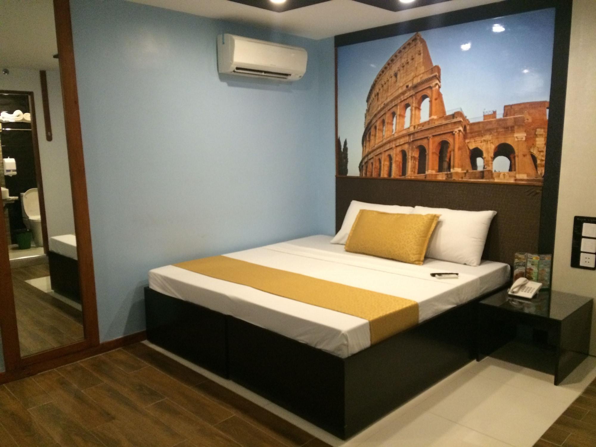 Eurotel Vivaldi Araneta Quezon City Ngoại thất bức ảnh