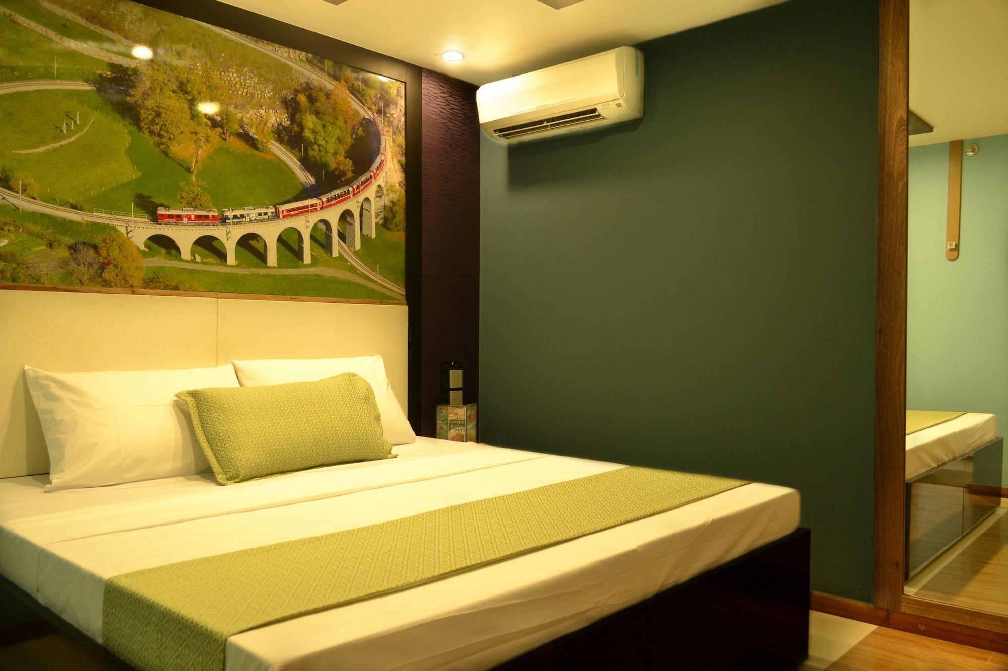 Eurotel Vivaldi Araneta Quezon City Ngoại thất bức ảnh