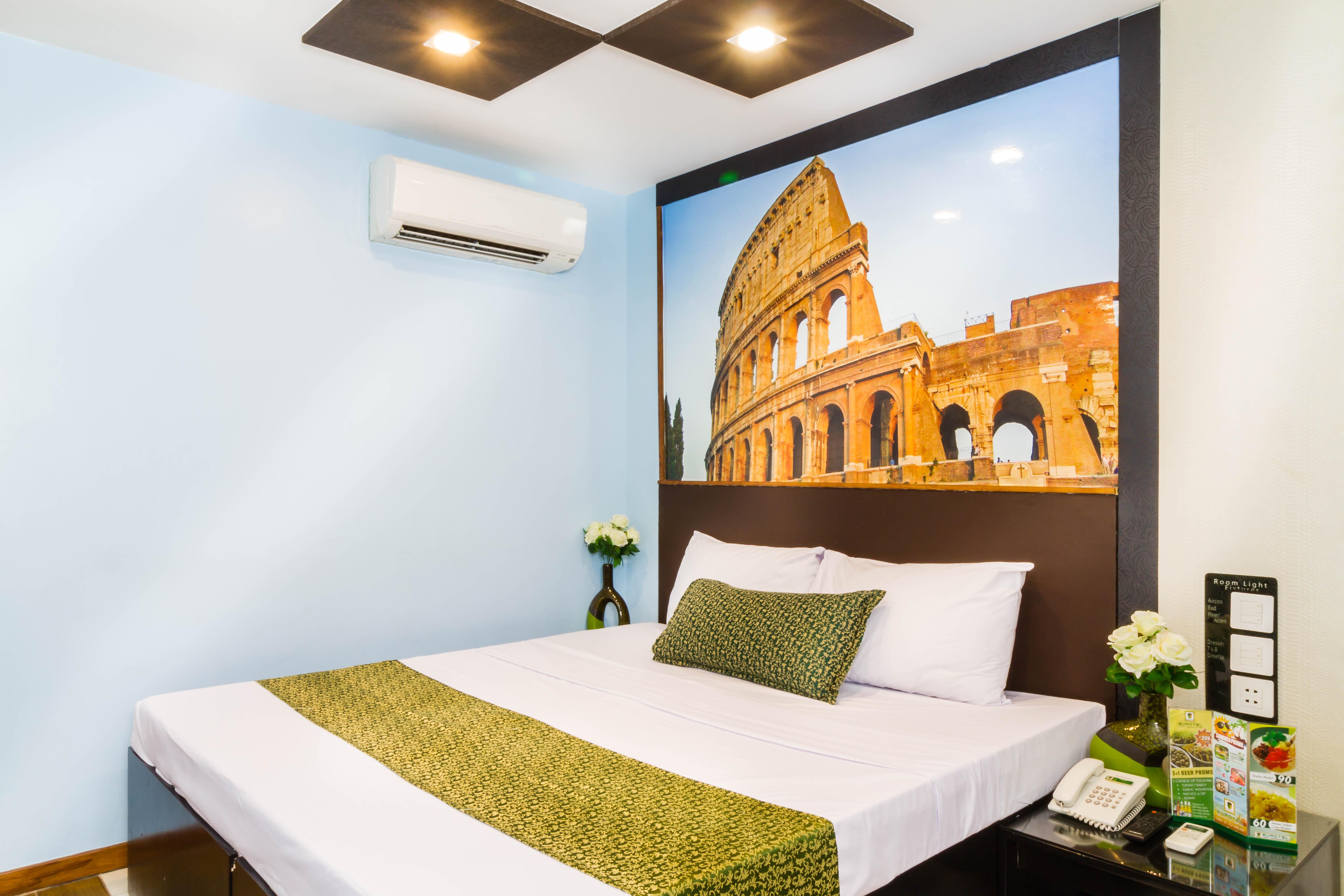 Eurotel Vivaldi Araneta Quezon City Ngoại thất bức ảnh