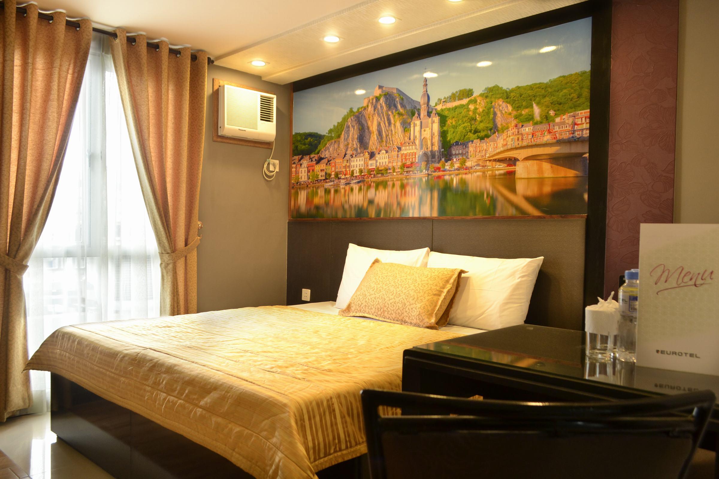 Eurotel Vivaldi Araneta Quezon City Ngoại thất bức ảnh