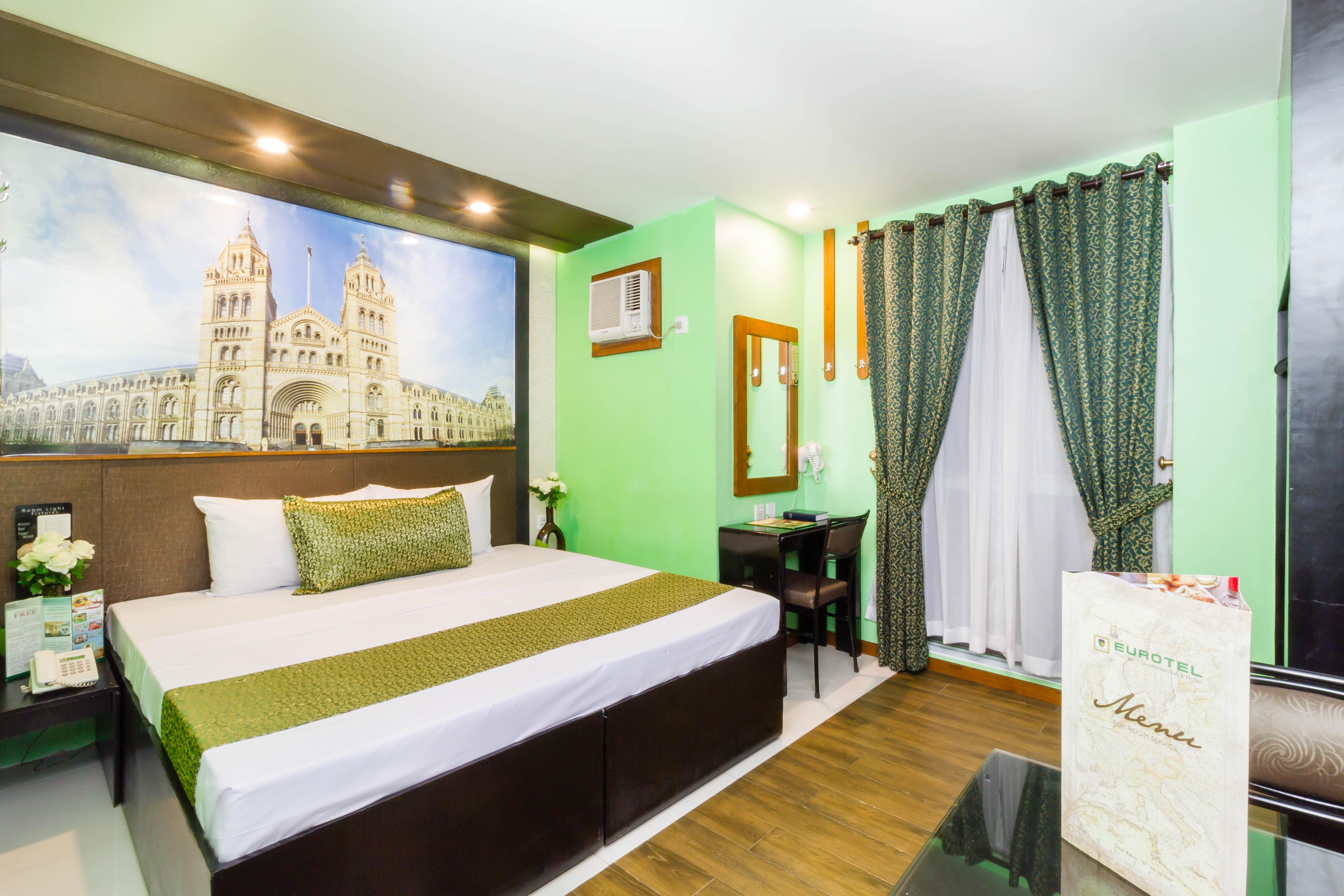 Eurotel Vivaldi Araneta Quezon City Ngoại thất bức ảnh