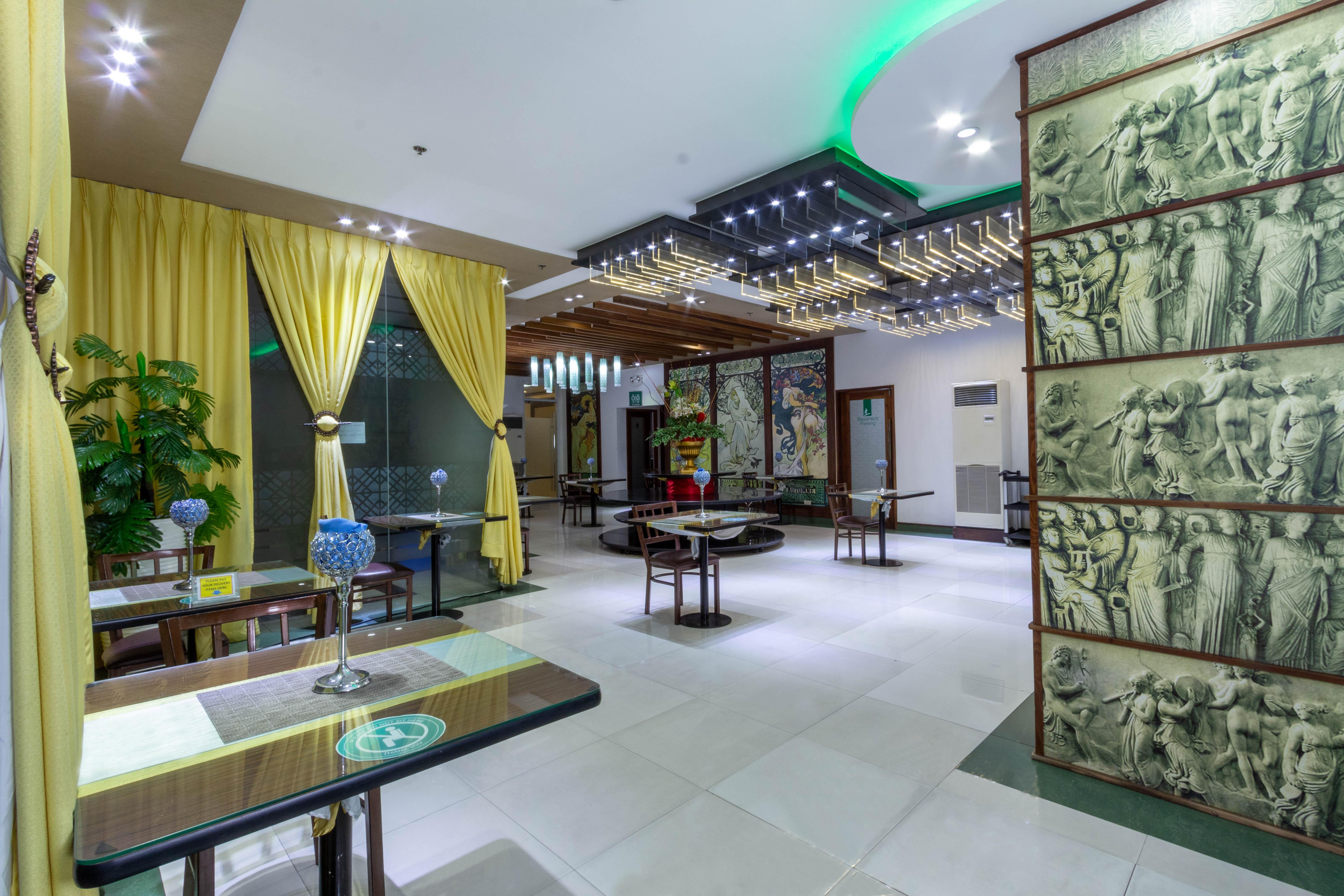 Eurotel Vivaldi Araneta Quezon City Ngoại thất bức ảnh