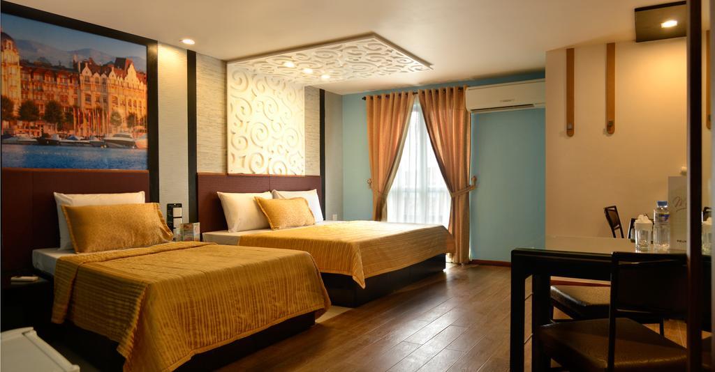 Eurotel Vivaldi Araneta Quezon City Ngoại thất bức ảnh