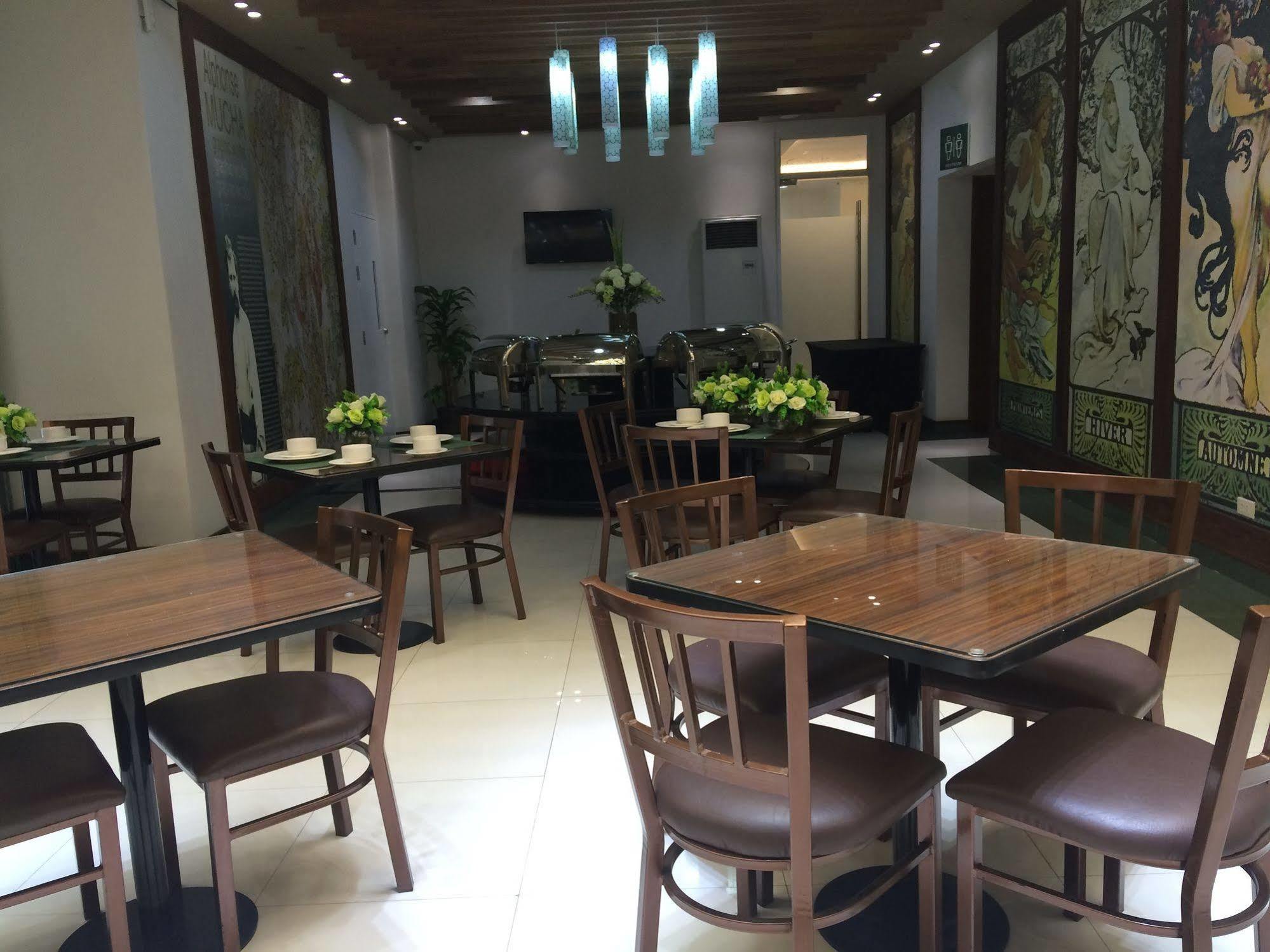 Eurotel Vivaldi Araneta Quezon City Ngoại thất bức ảnh