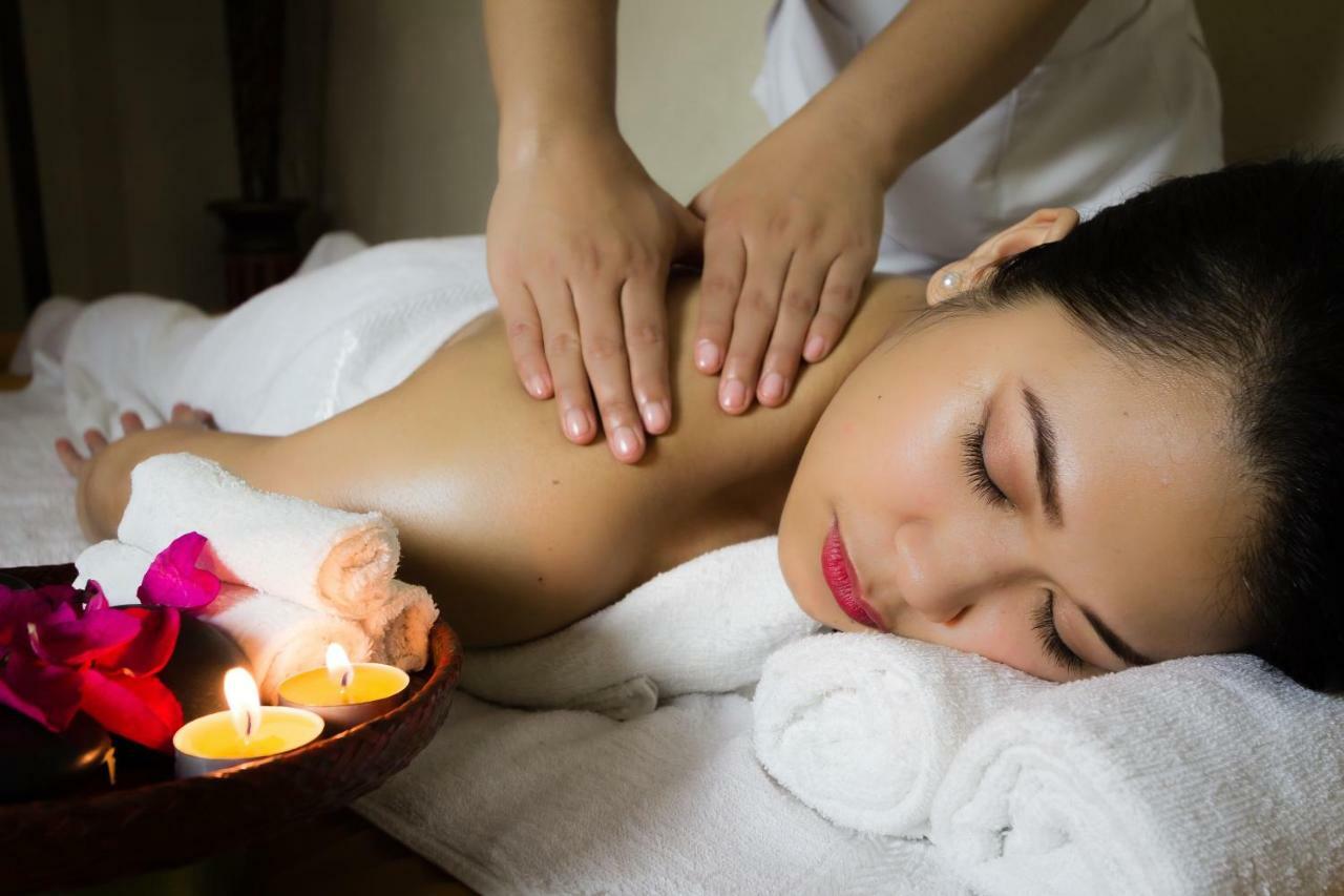 Eurotel Vivaldi Araneta Quezon City Ngoại thất bức ảnh